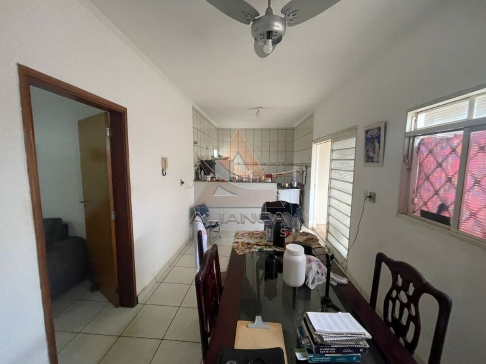 Casa à venda com 2 quartos, 120m² - Foto 3