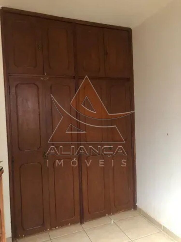 Casa à venda com 5 quartos, 226m² - Foto 6