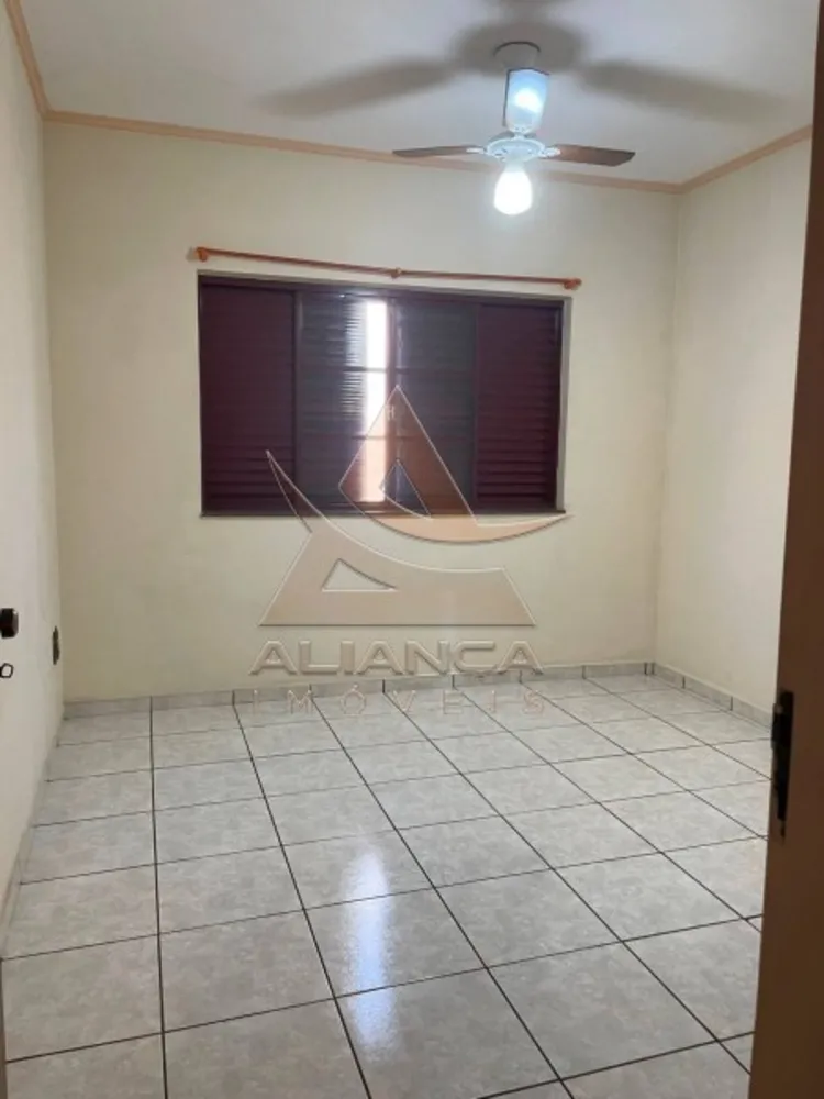 Casa, 3 quartos, 243 m² - Foto 2