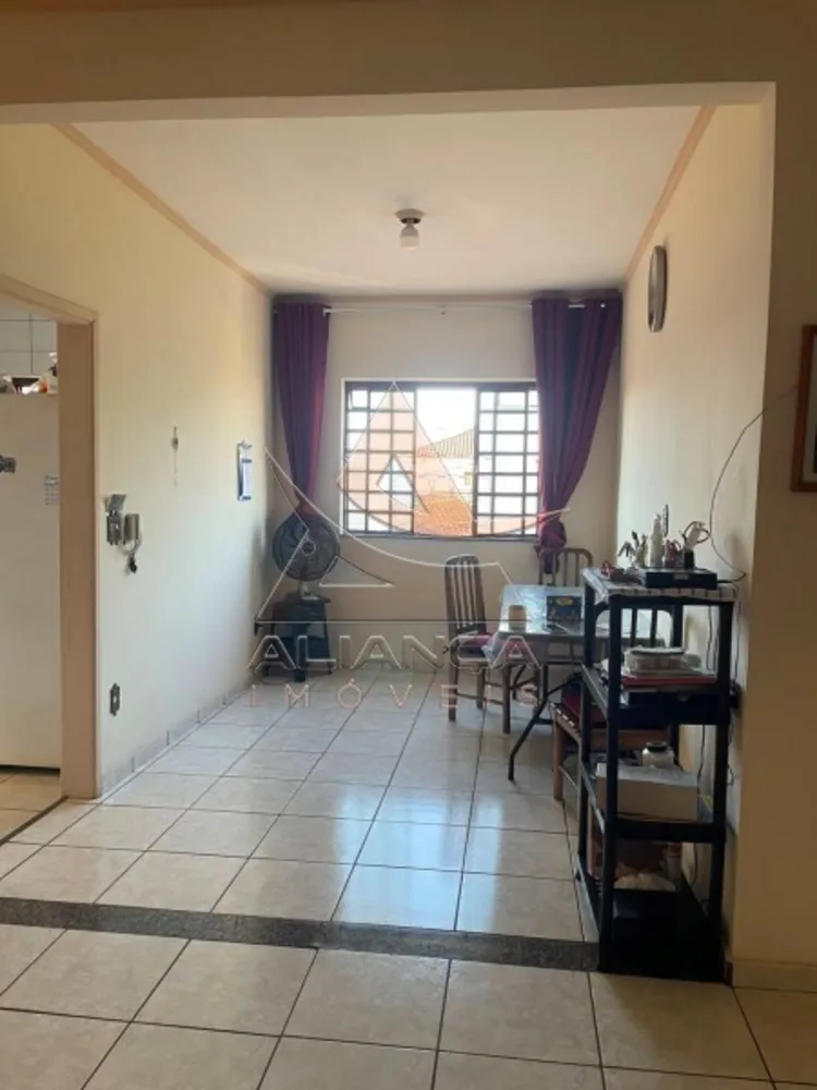 Casa, 3 quartos, 243 m² - Foto 1