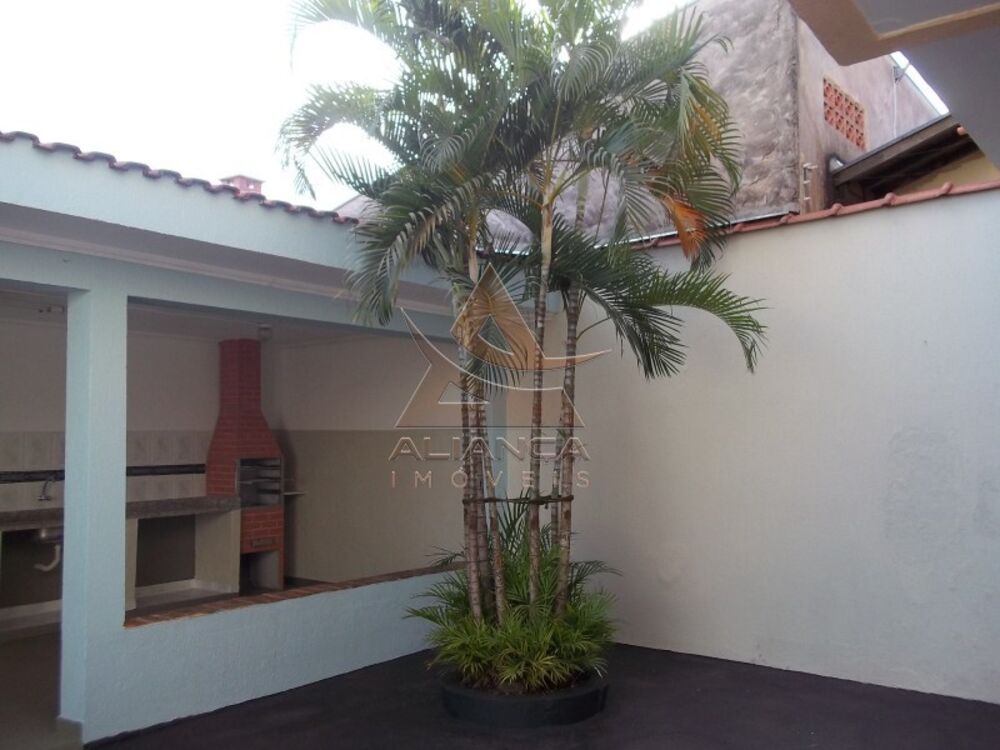 Casa à venda com 4 quartos, 300m² - Foto 1
