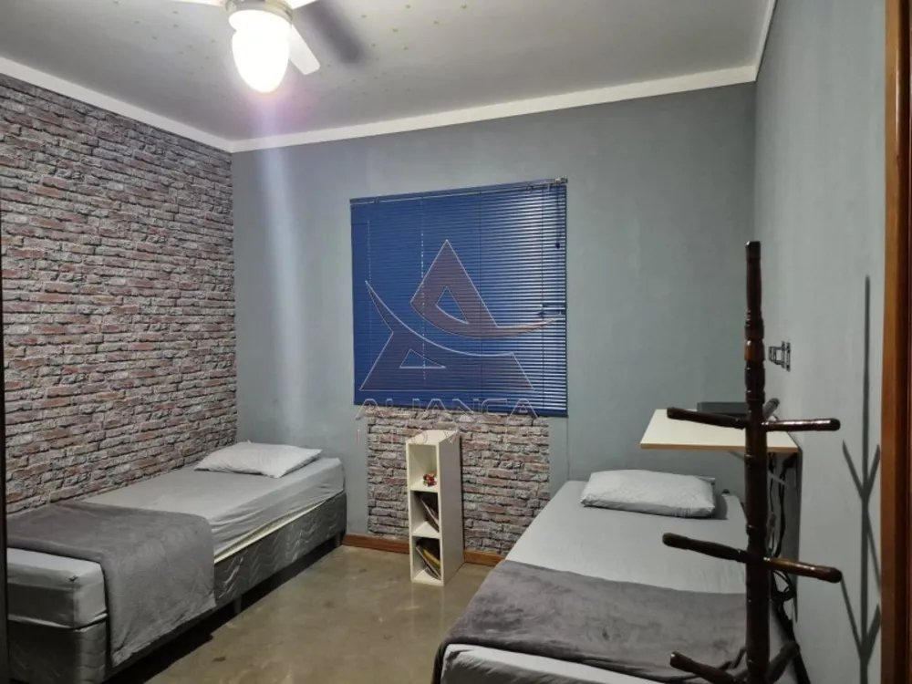 Casa, 4 quartos, 246 m² - Foto 1