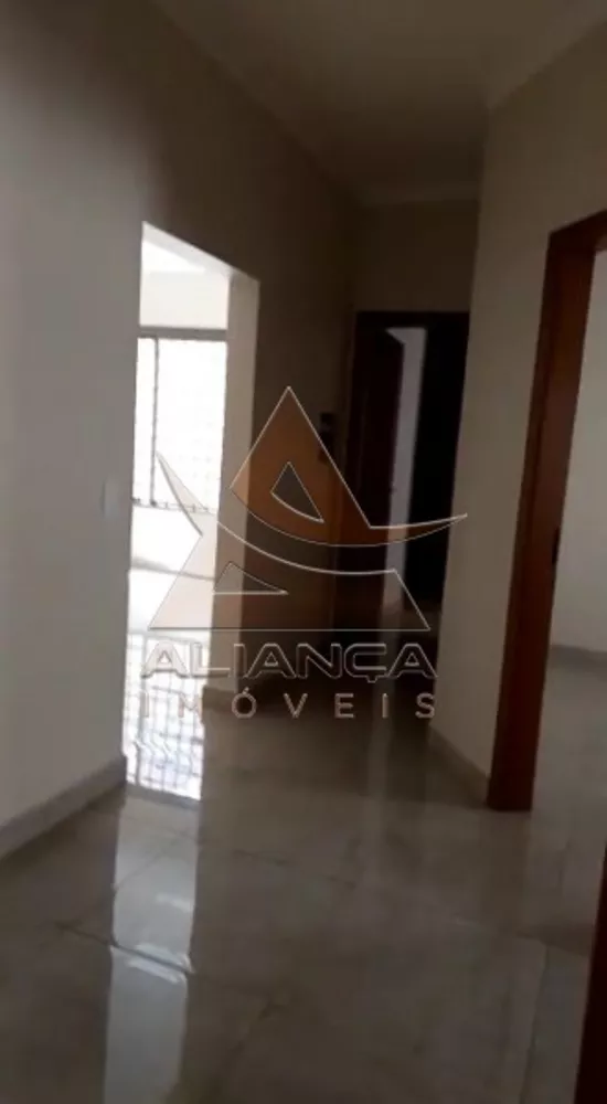 Casa à venda com 3 quartos, 210m² - Foto 4