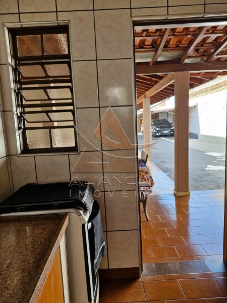 Casa, 3 quartos, 211 m² - Foto 2
