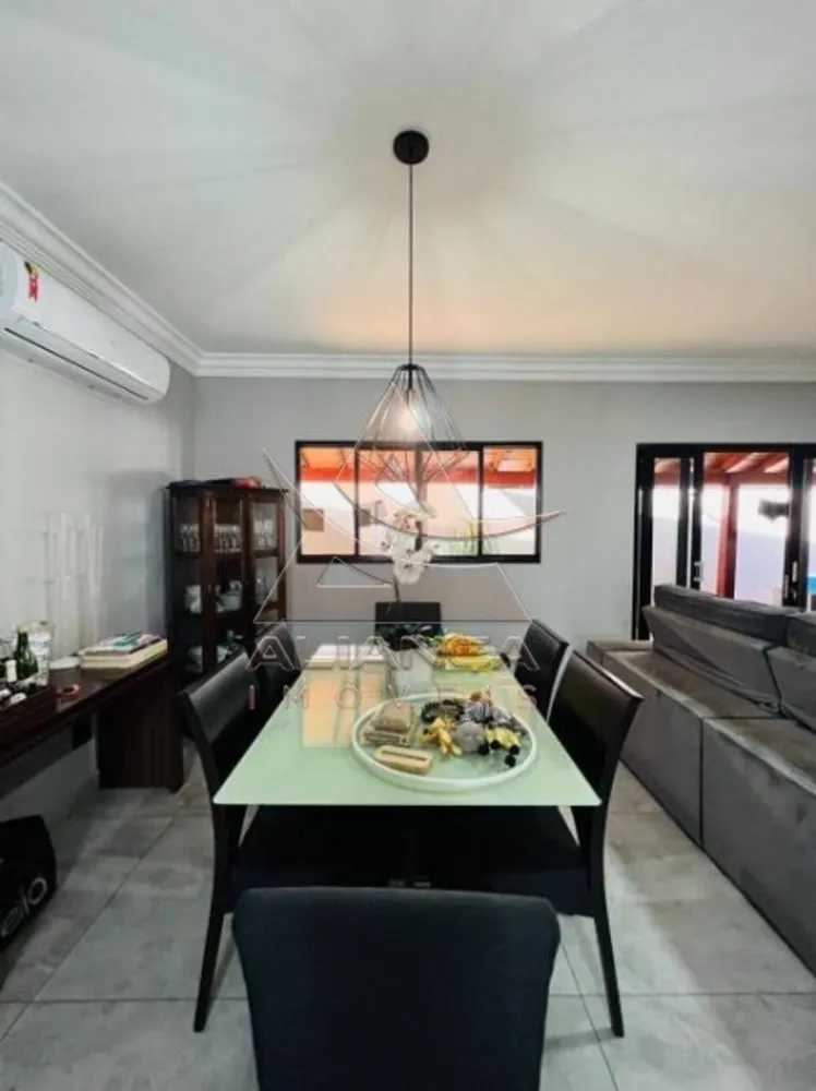 Casa, 3 quartos, 225 m² - Foto 2