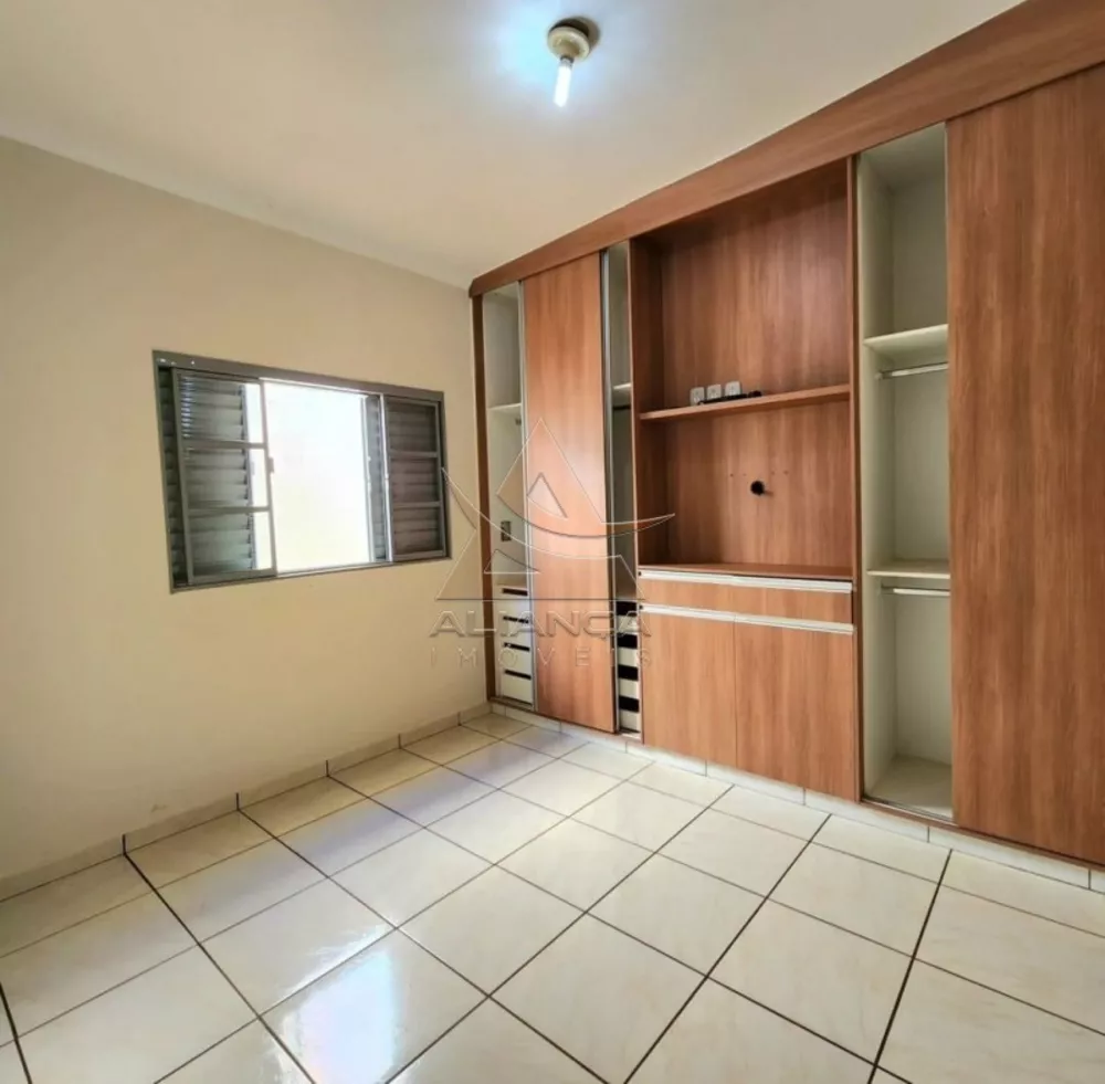 Casa à venda com 4 quartos, 140m² - Foto 3