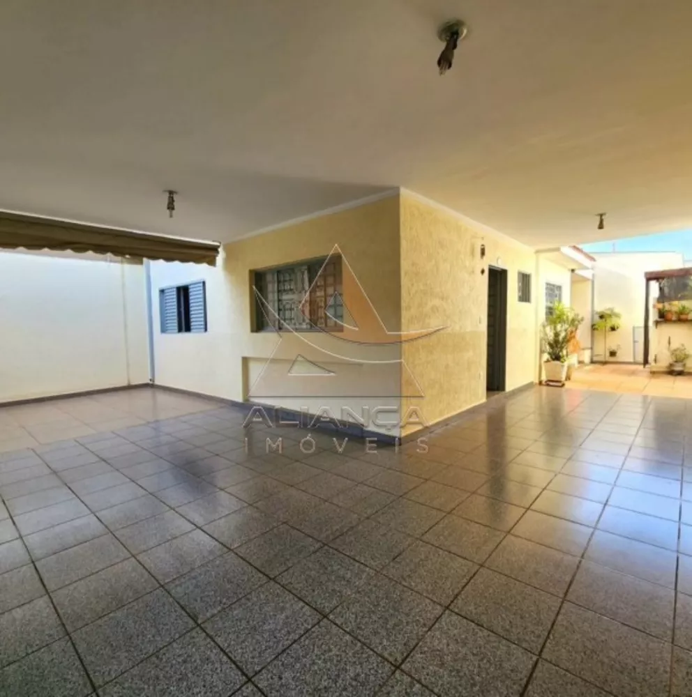 Casa à venda com 4 quartos, 140m² - Foto 1