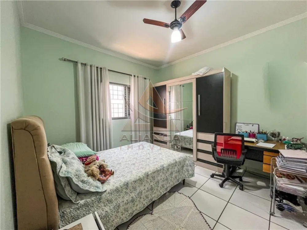 Casa, 3 quartos, 236 m² - Foto 4