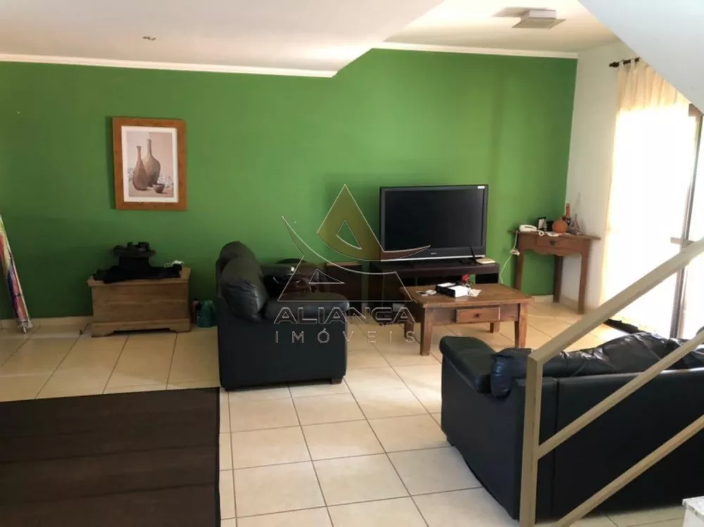 Casa à venda com 3 quartos, 171m² - Foto 1