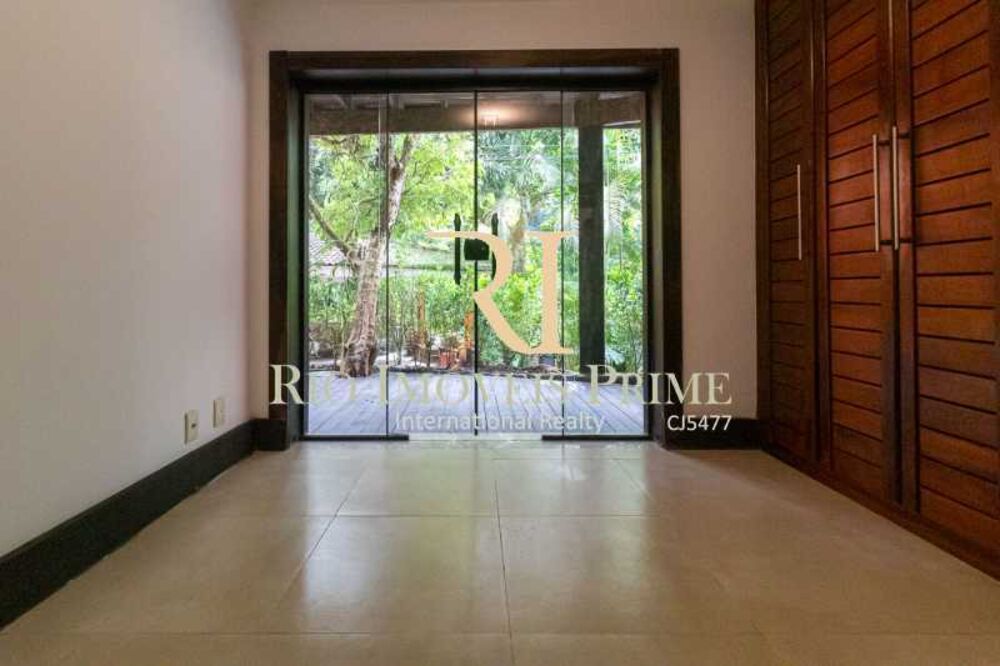Casa de Condomínio à venda com 5 quartos, 384m² - Foto 7