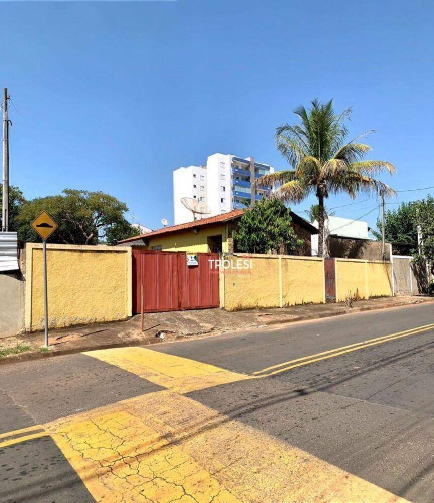 Casa, 3 quartos, 300 m² - Foto 1