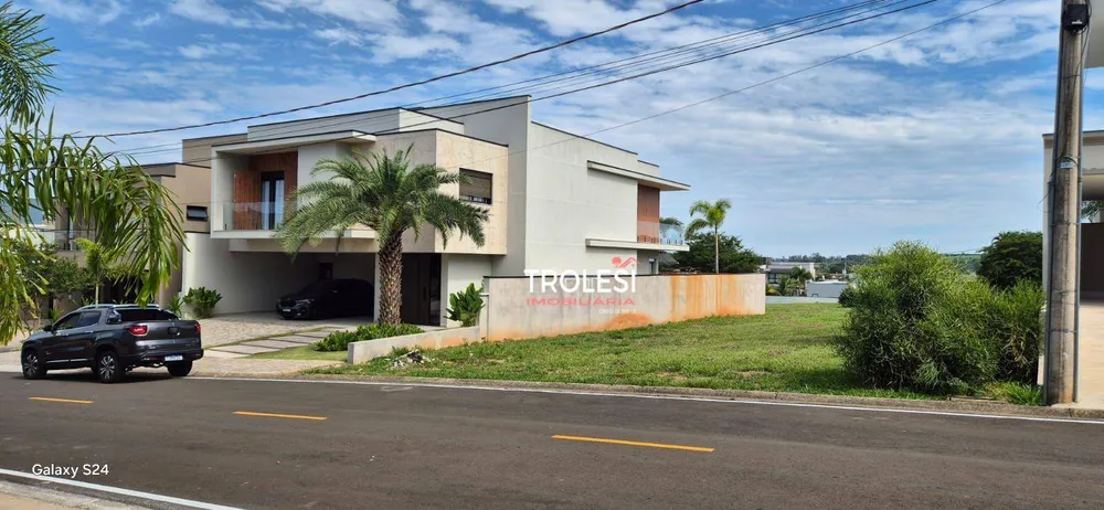 Loteamento e Condomínio, 523 m² - Foto 1