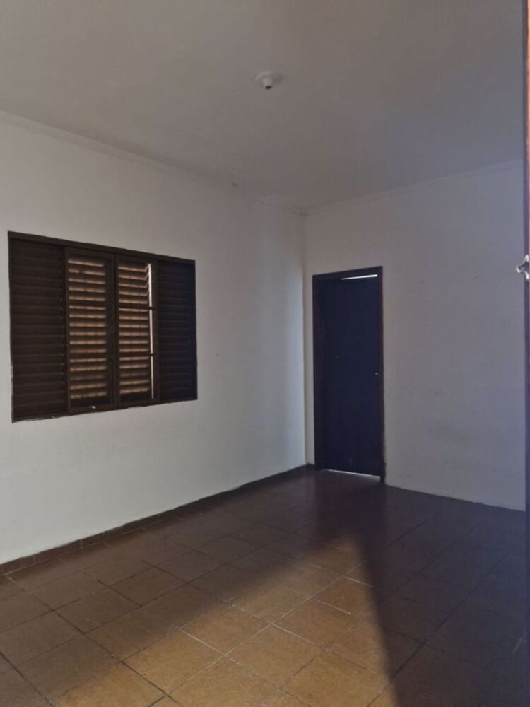 Casa, 4 quartos, 135 m² - Foto 1