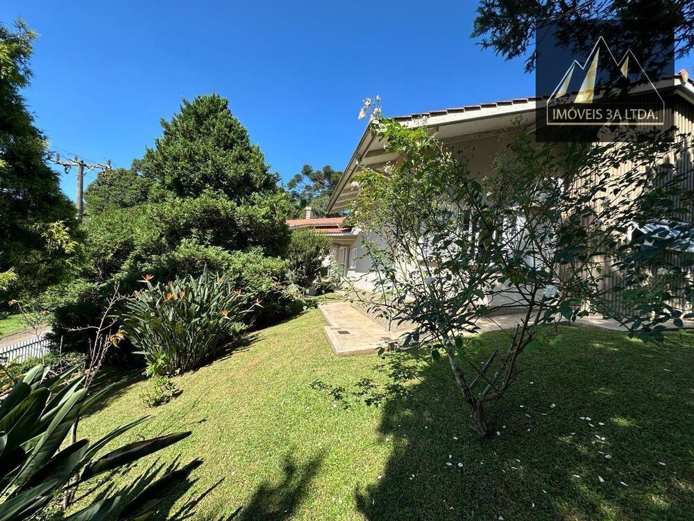 Casa à venda com 3 quartos, 450m² - Foto 4
