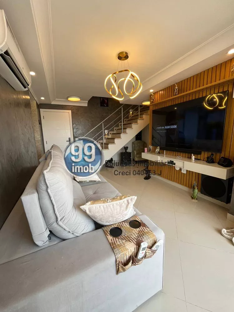 Apartamento à venda com 3 quartos, 149m² - Foto 2