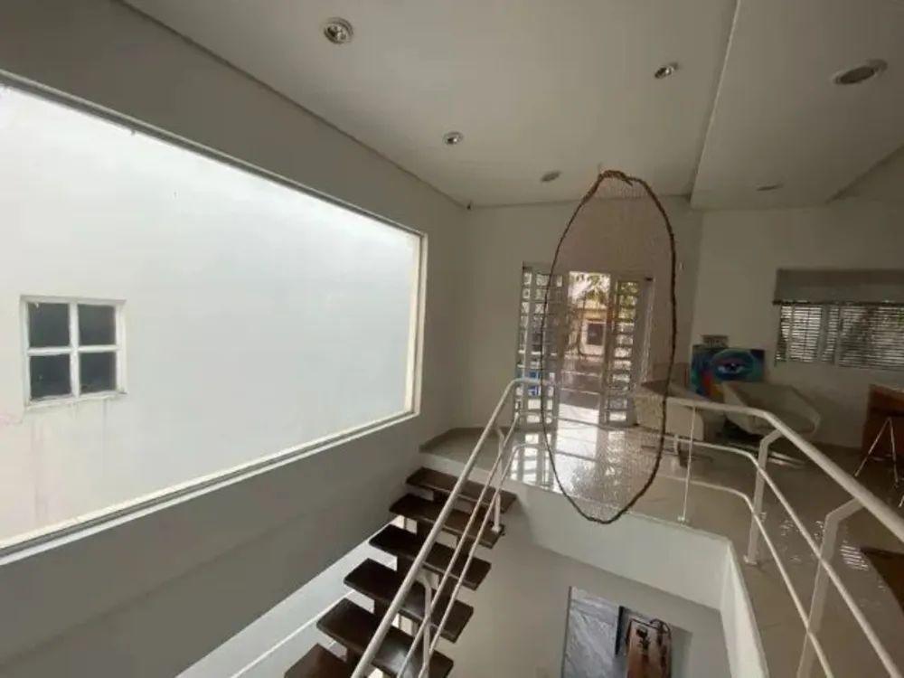 Casa, 5 quartos, 228 m² - Foto 2