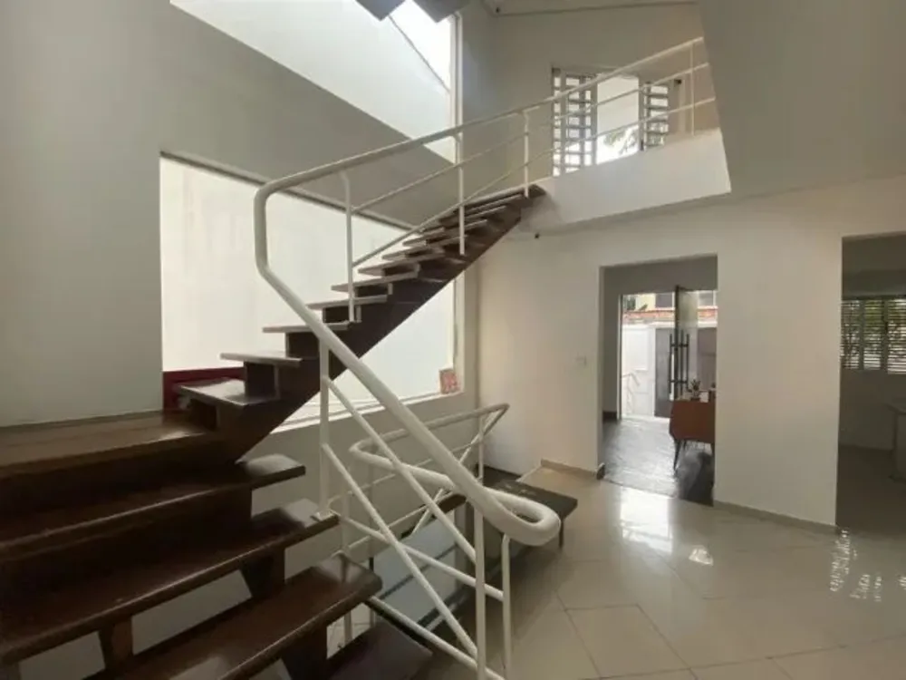 Casa, 5 quartos, 228 m² - Foto 3