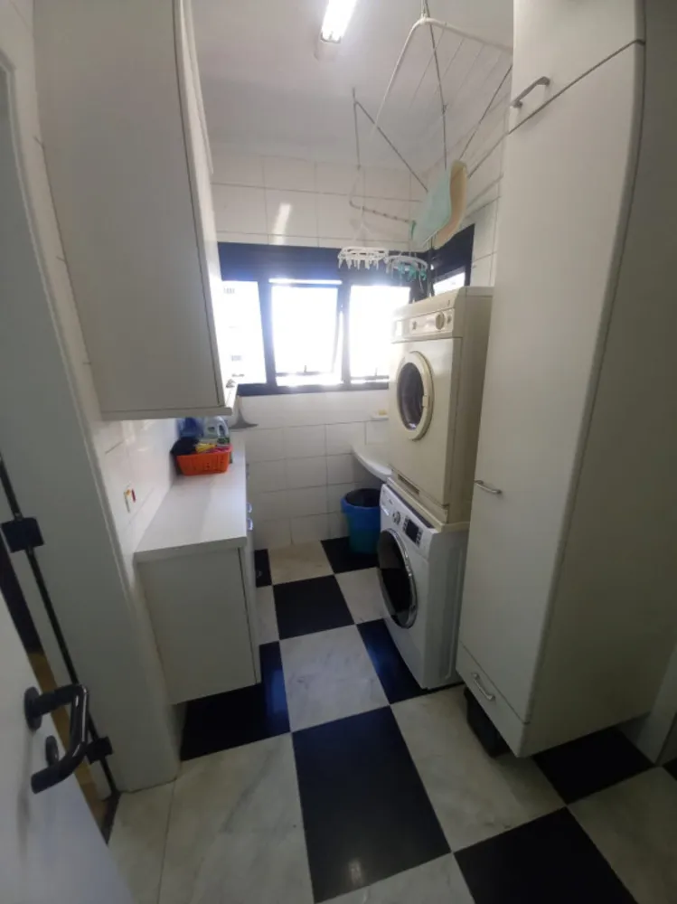 Casa, 4 quartos, 266 m² - Foto 1