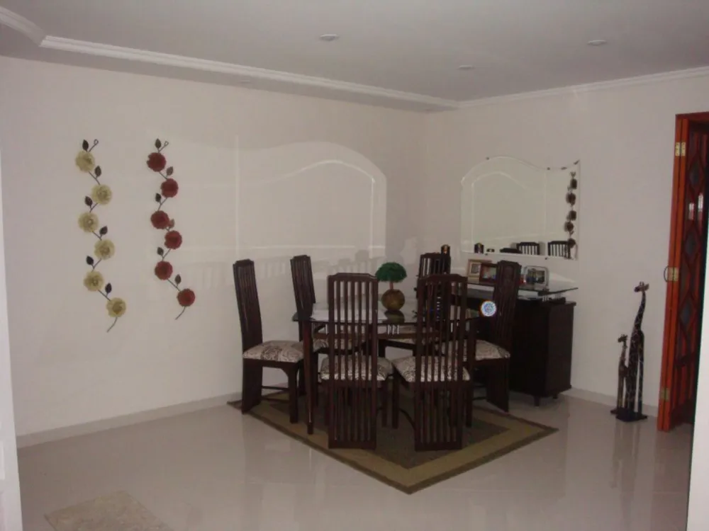 Casa, 3 quartos, 174 m² - Foto 1