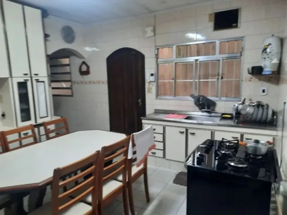 Casa, 4 quartos, 350 m² - Foto 1