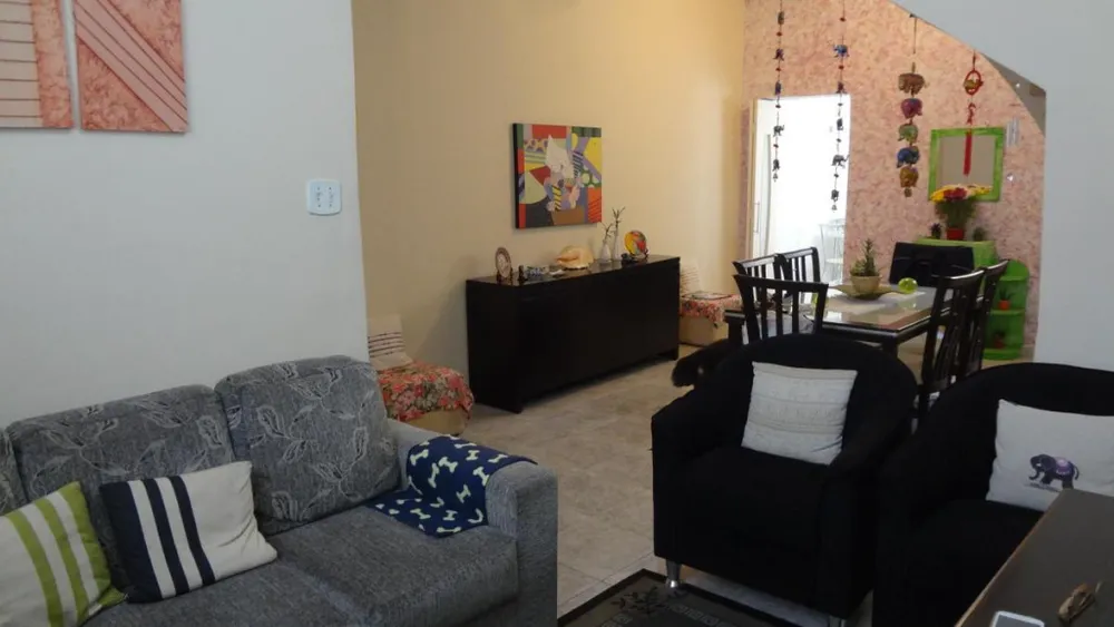 Casa, 4 quartos, 147 m² - Foto 2