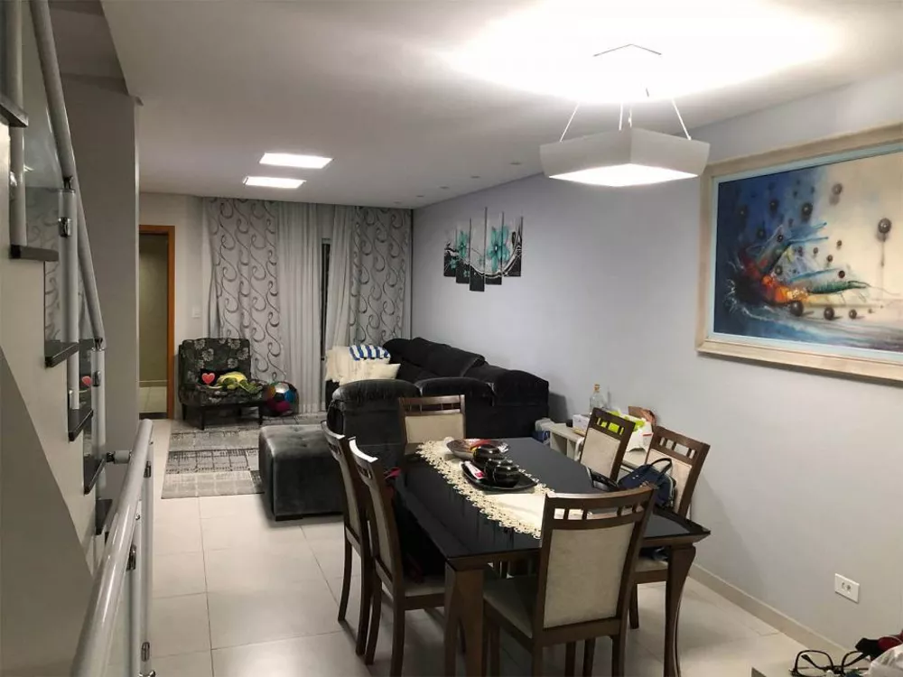 Casa de Condomínio à venda com 3 quartos, 193m² - Foto 2