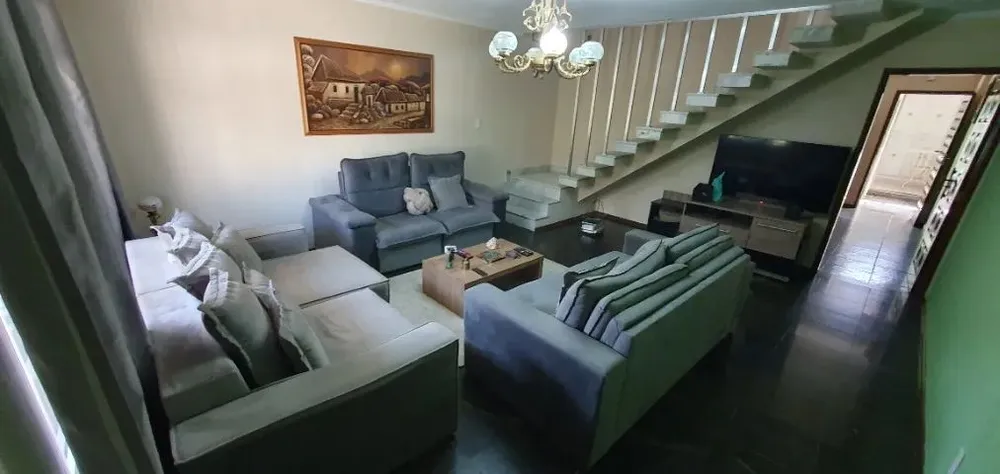 Casa, 3 quartos, 165 m² - Foto 2