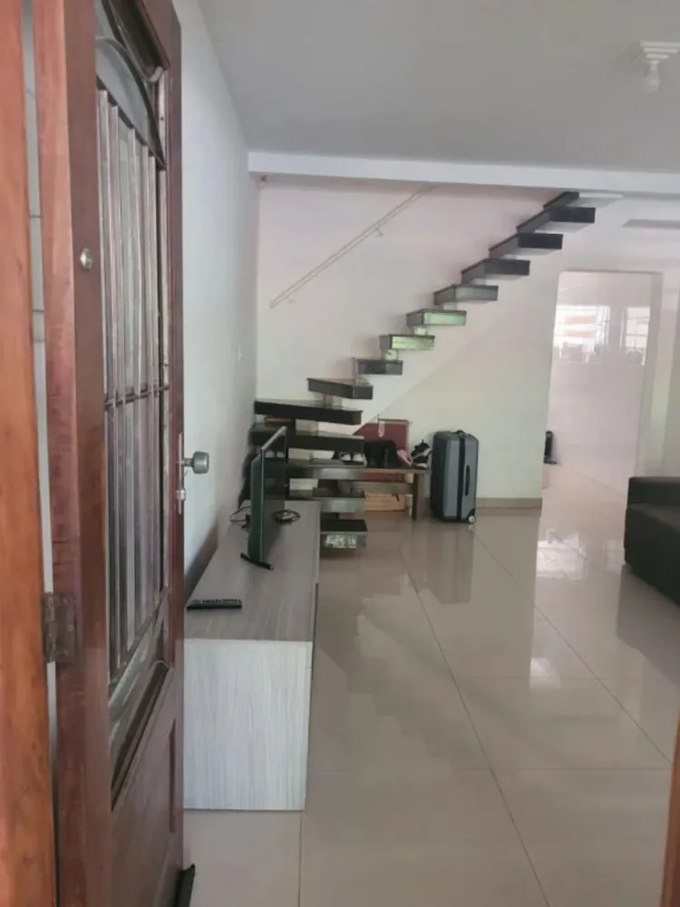 Casa, 3 quartos, 140 m² - Foto 1
