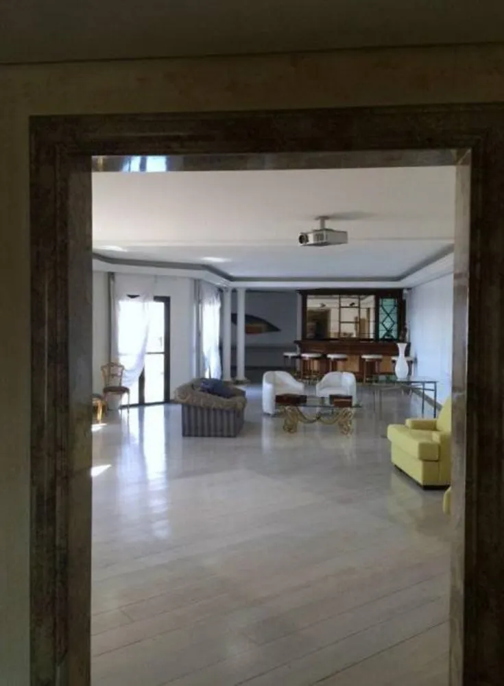 Casa, 4 quartos, 590 m² - Foto 2