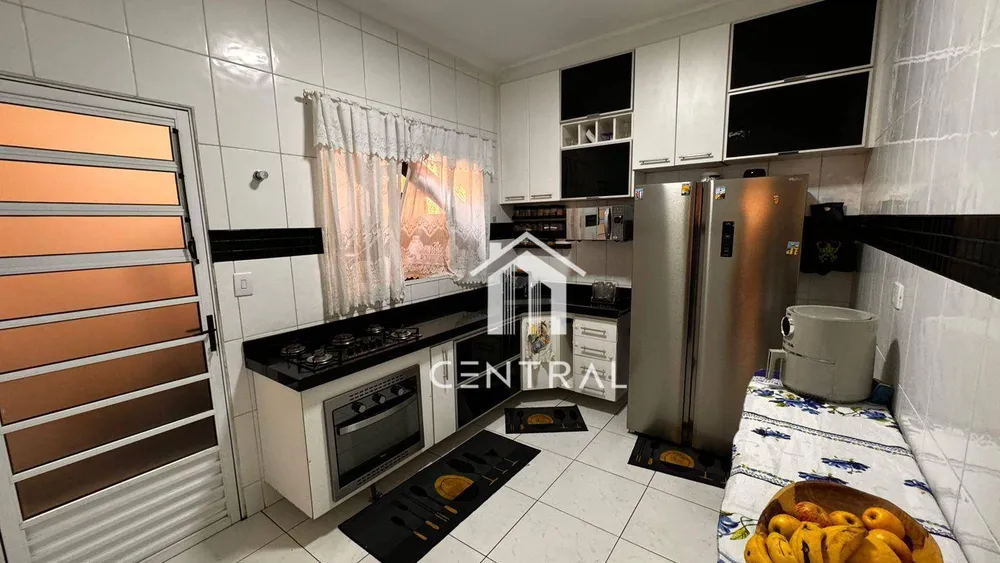 Sobrado, 3 quartos, 200 m² - Foto 5