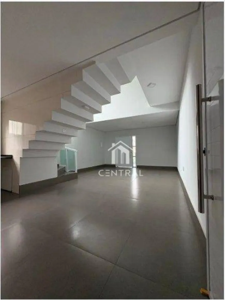 Casa, 5 quartos, 300 m² - Foto 1
