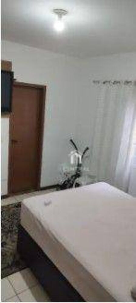 Casa, 2 quartos, 200 m² - Foto 1