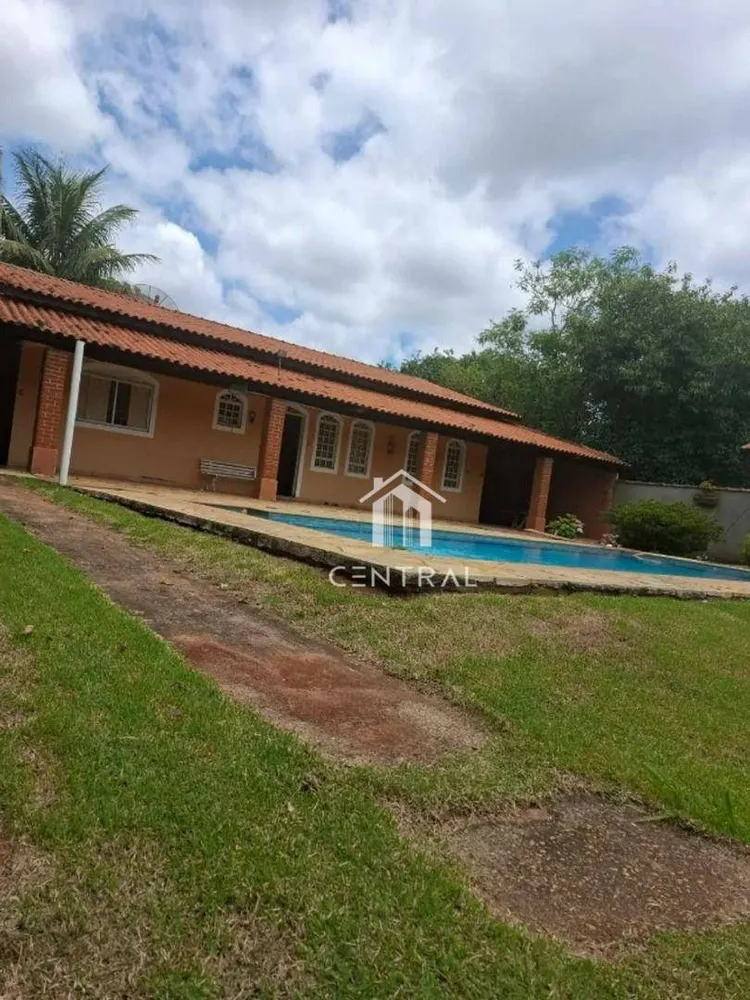 Chácara, 3 quartos, 2000 m² - Foto 1