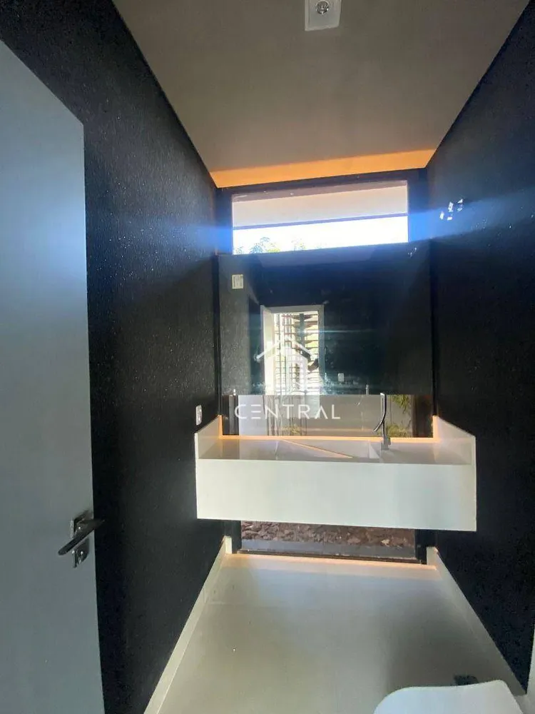 Sobrado, 4 quartos, 355 m² - Foto 2