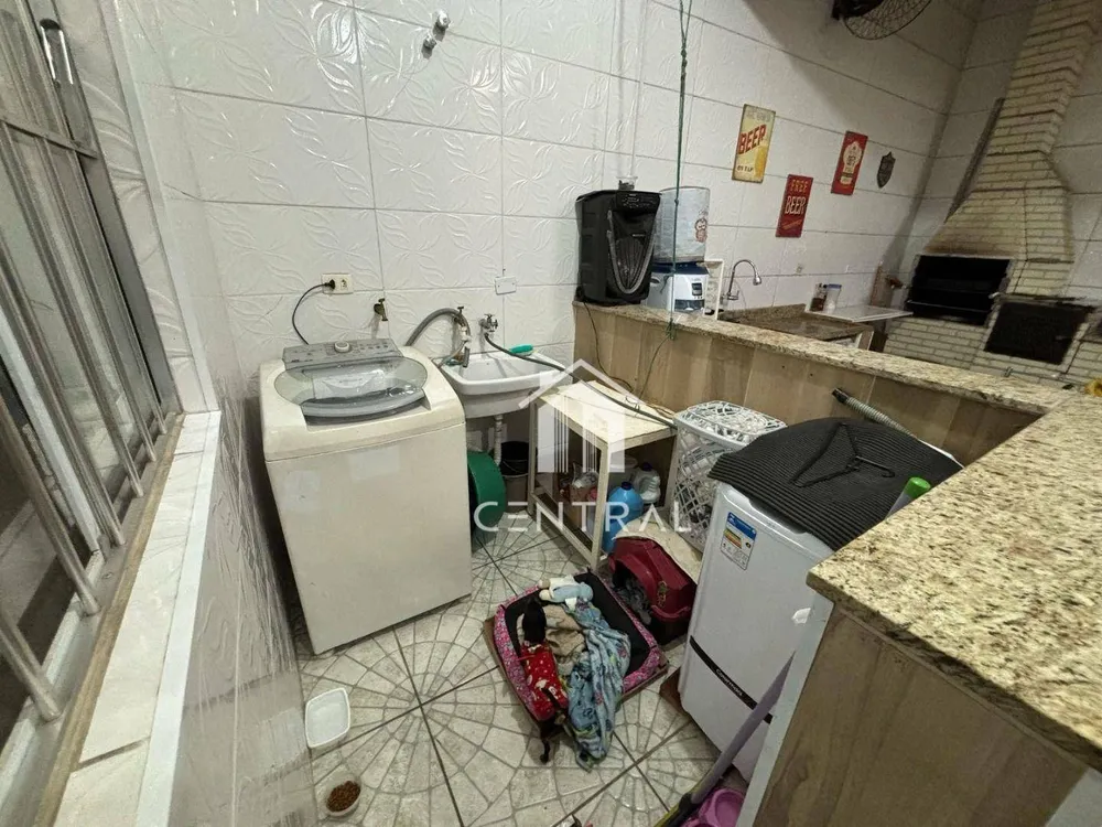 Casa, 4 quartos, 240 m² - Foto 2