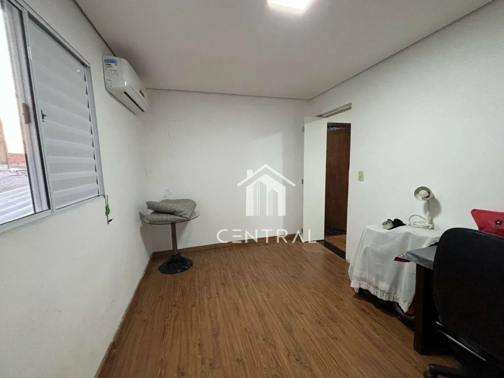 Casa, 4 quartos, 240 m² - Foto 6