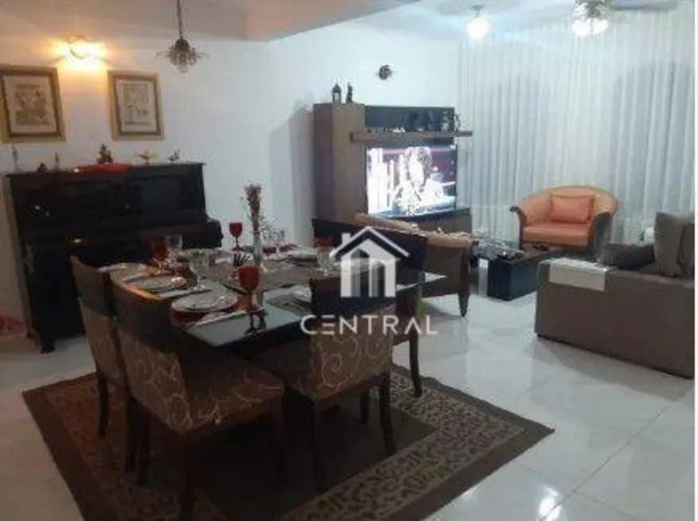 Sobrado, 3 quartos, 236 m² - Foto 6