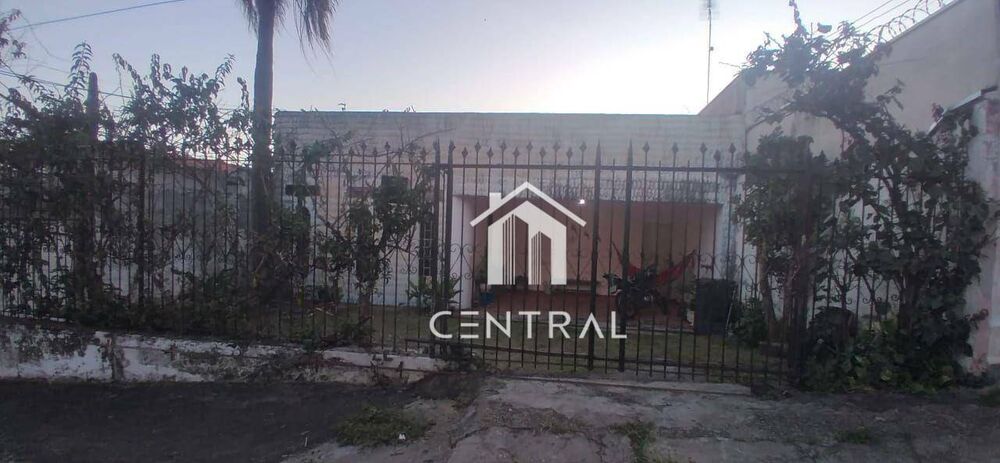 Casa, 3 quartos, 122 m² - Foto 1