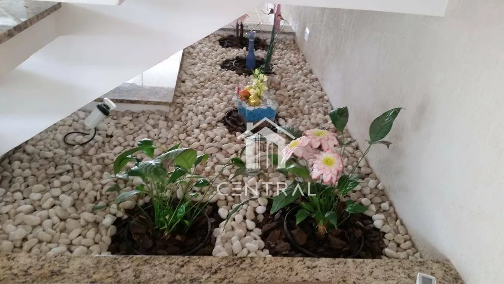 Casa, 5 quartos, 200 m² - Foto 2