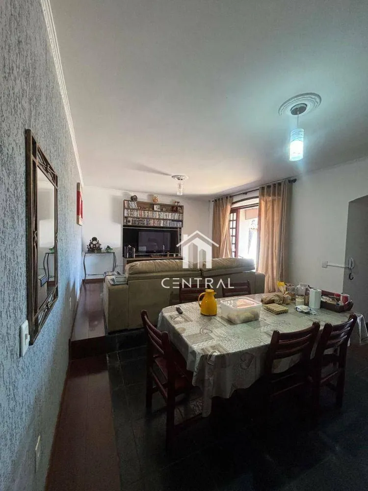 Casa, 3 quartos, 250 m² - Foto 4
