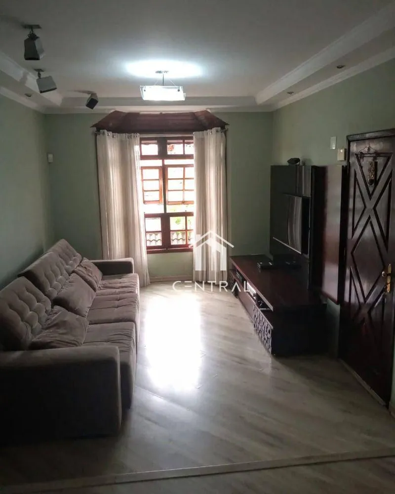 Sobrado, 3 quartos, 250 m² - Foto 1