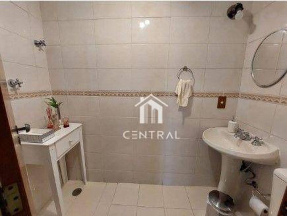 Apartamento à venda com 2 quartos, 63m² - Foto 4