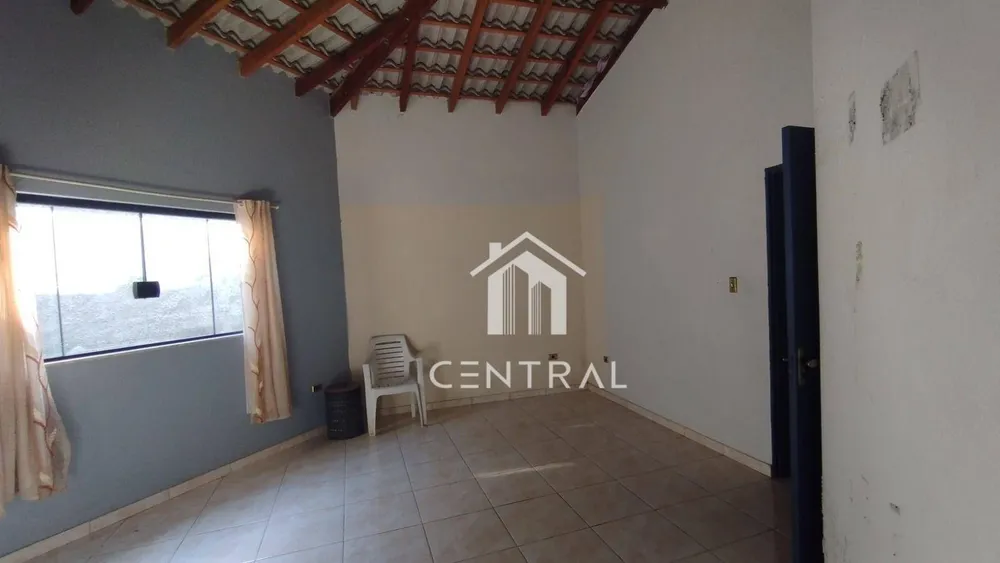Chácara, 3 quartos, 2131 m² - Foto 12
