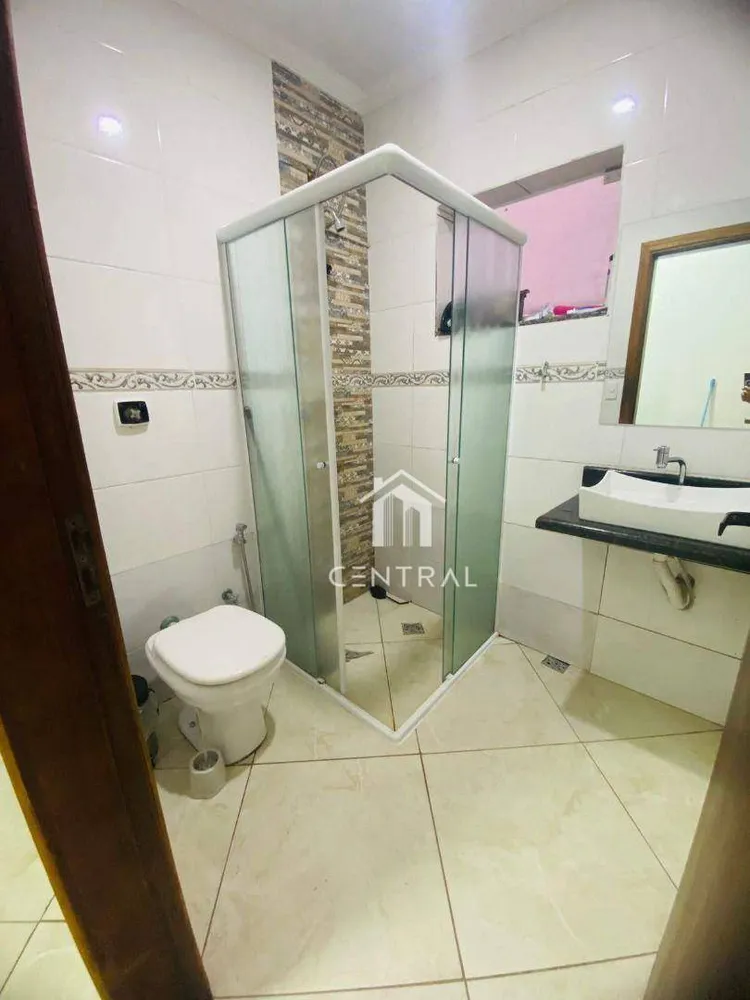 Sobrado, 4 quartos, 323 m² - Foto 2