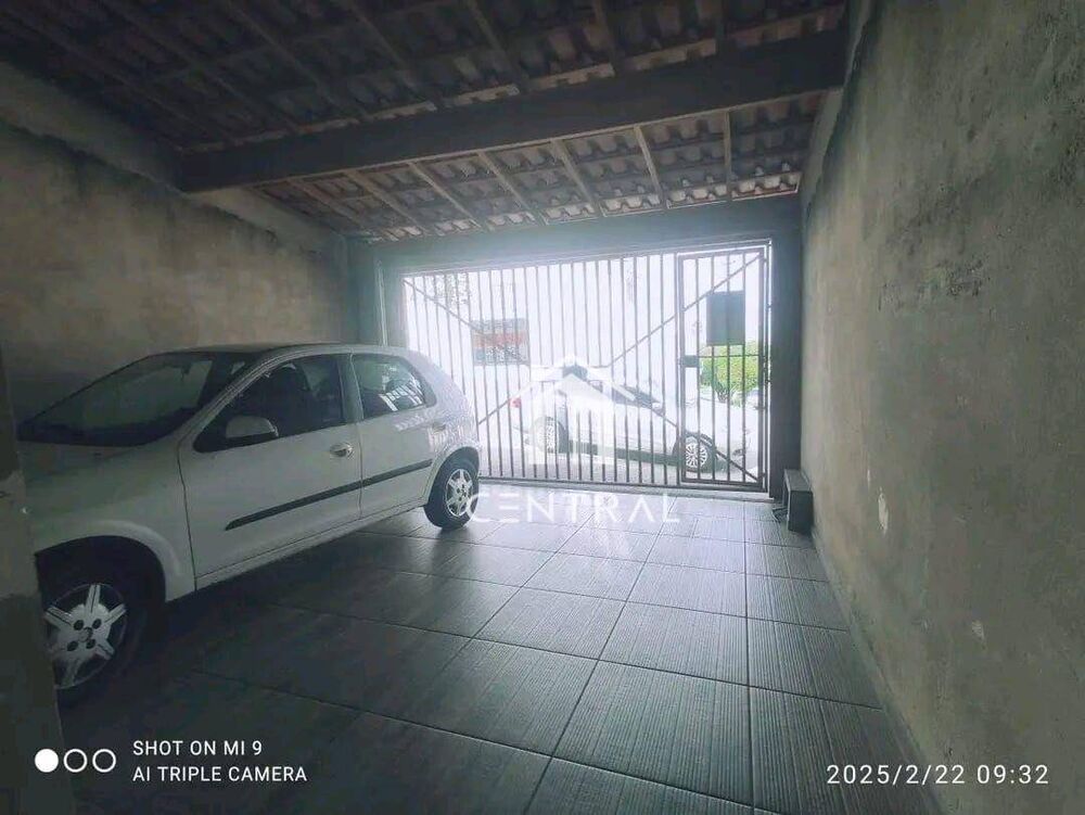 Sobrado à venda com 3 quartos, 202m² - Foto 3