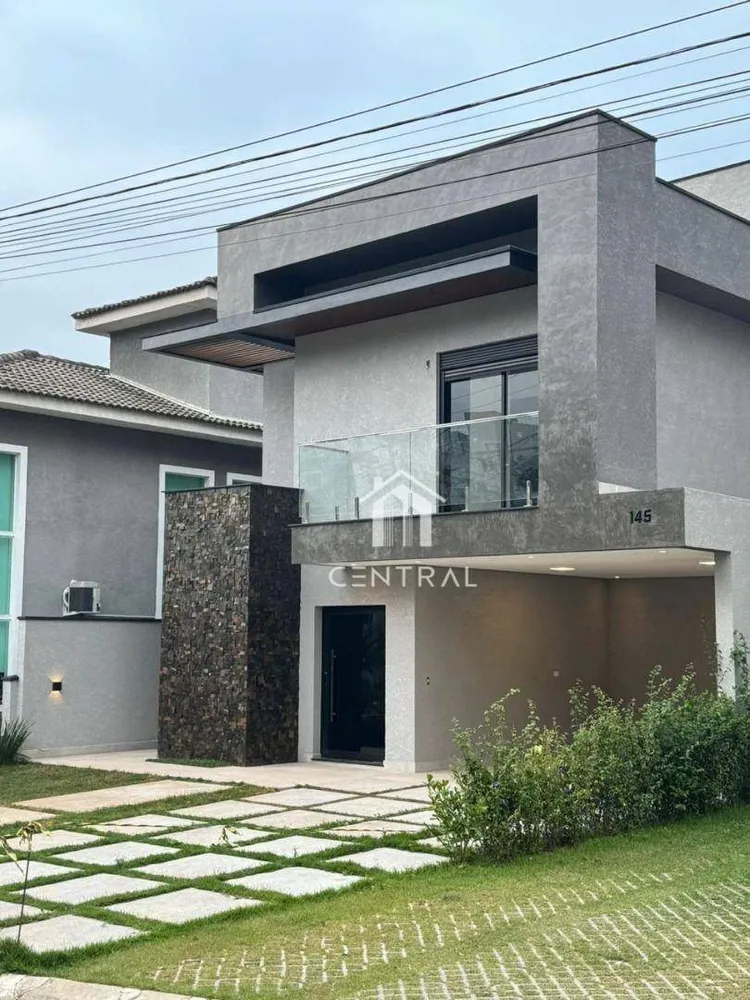 Sobrado, 3 quartos, 240 m² - Foto 1