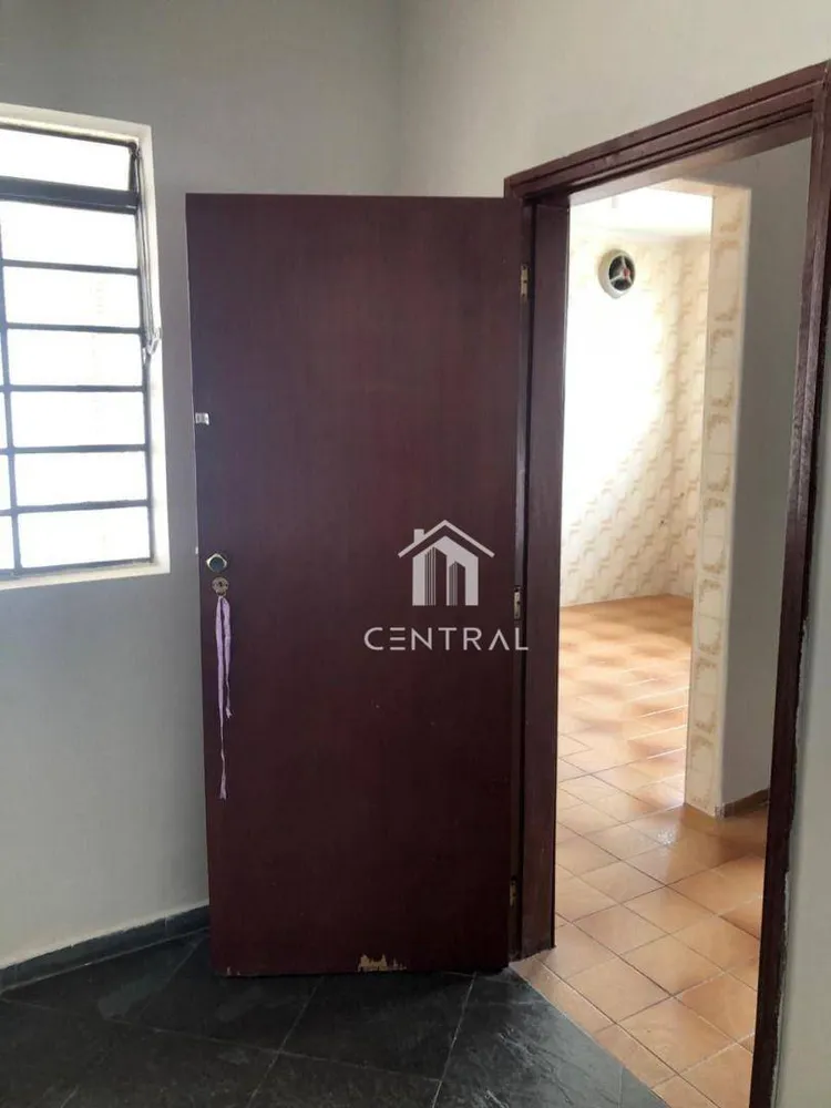 Casa, 5 quartos, 90 m² - Foto 1