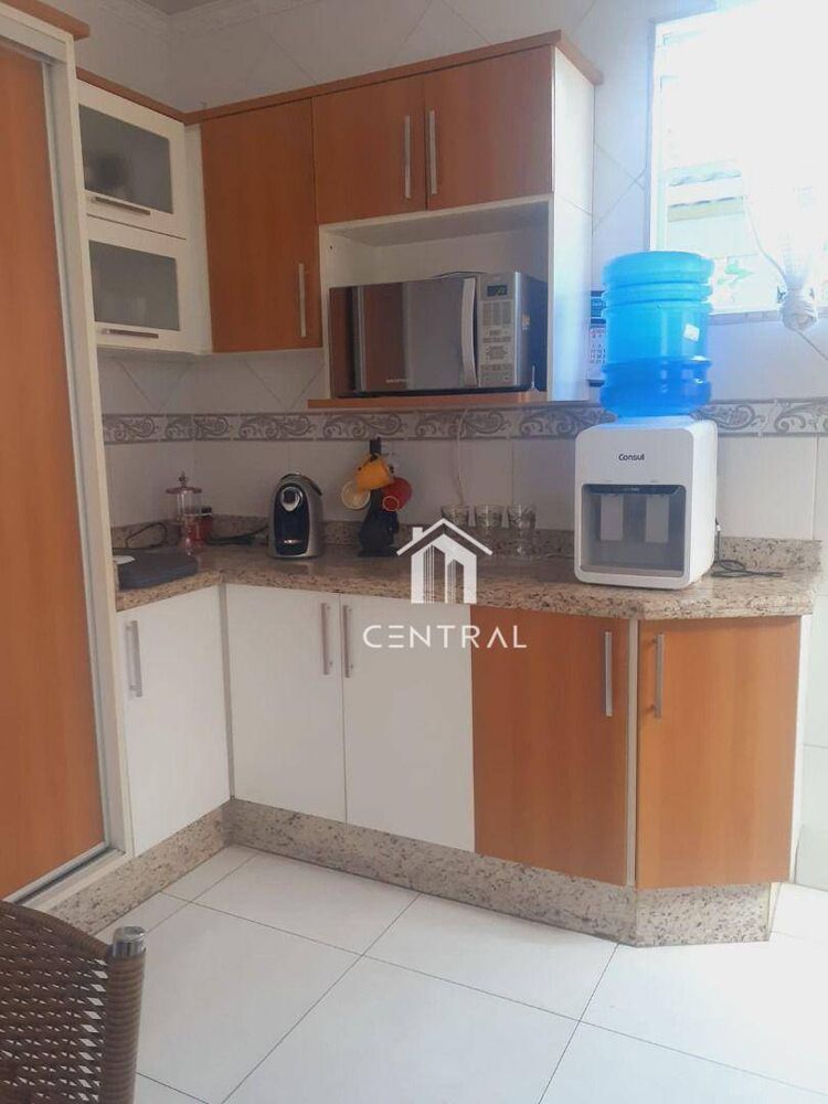 Casa à venda com 3 quartos, 150m² - Foto 3