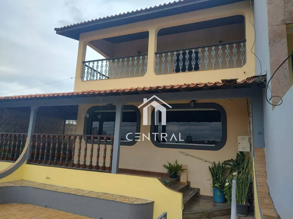 Sobrado, 4 quartos, 370 m² - Foto 1