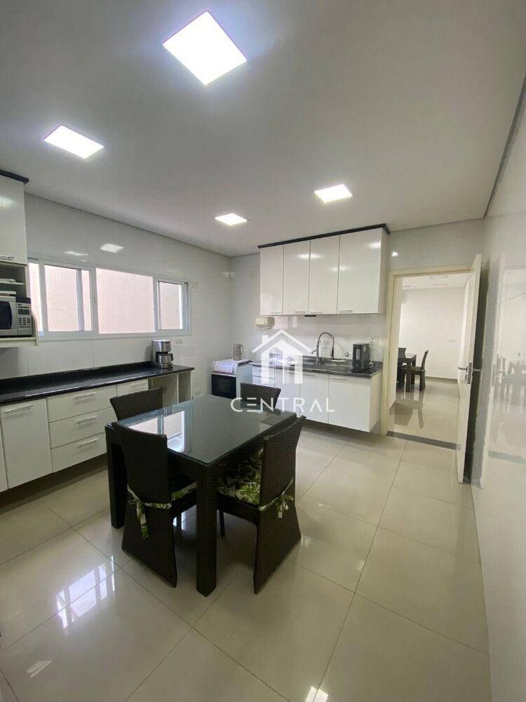 Sobrado, 3 quartos, 244 m² - Foto 20